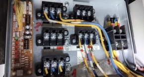 Sửa hệ thống điều khiển Chiller chính xác bảo hành dài hạn