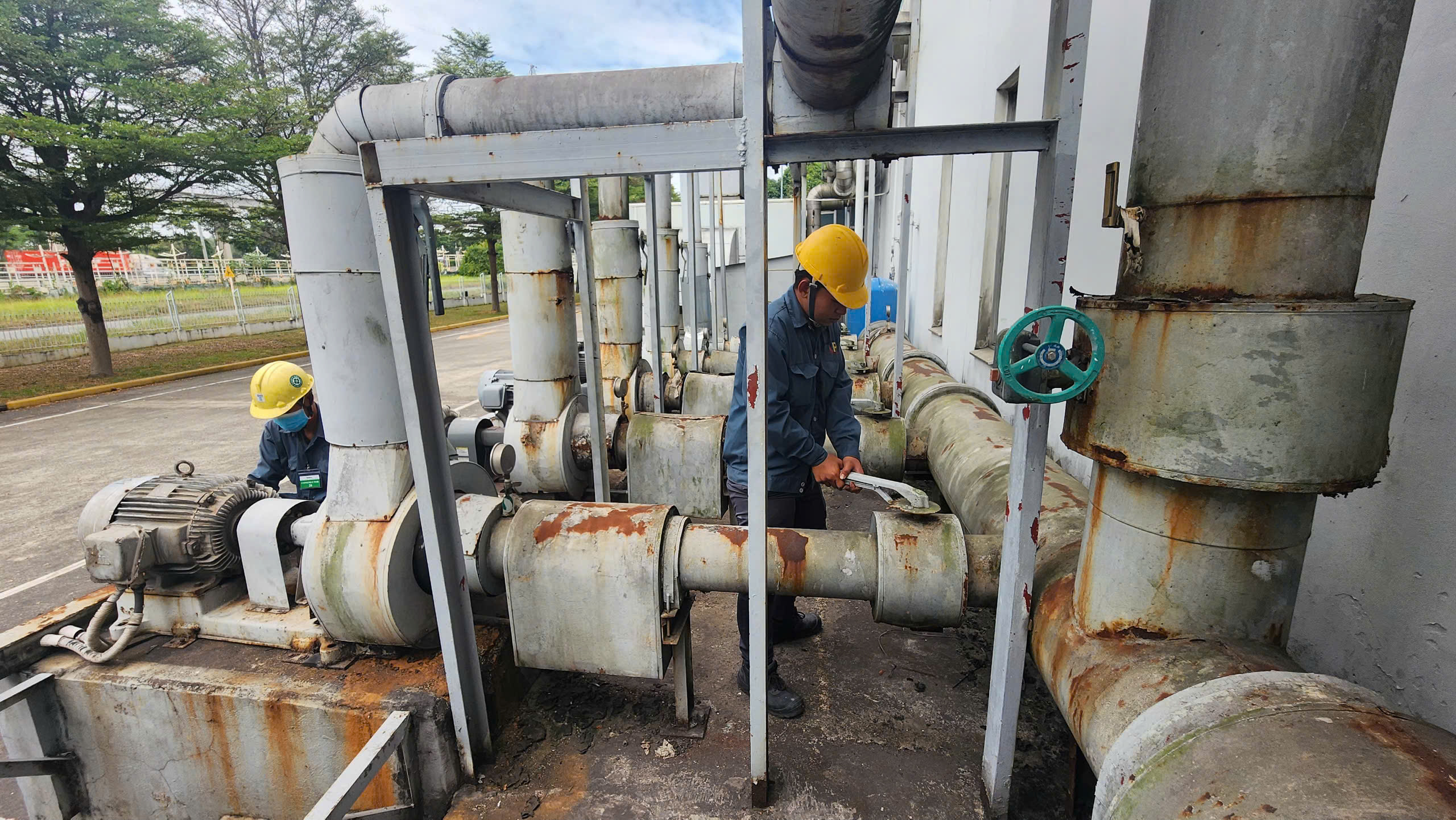 bảo trì máy lạnh Chiller nước