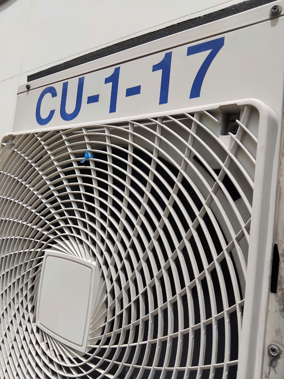 sửa dàn bay hơi máy lạnh Chiller