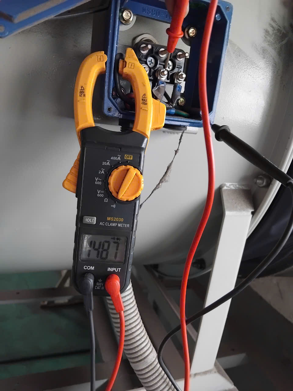 sửa dàn bay hơi máy lạnh Chiller 1