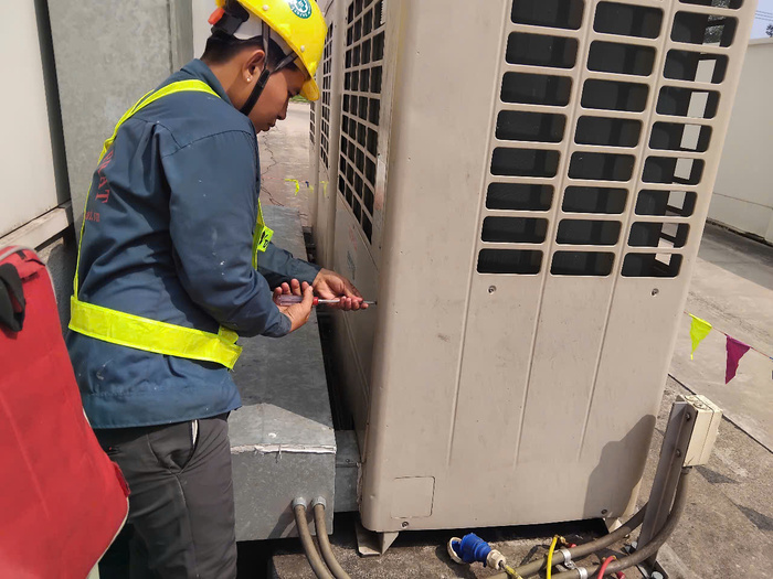đơn vị thi công máy lạnh chiller