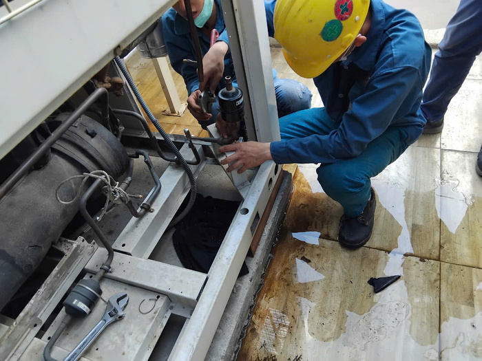 lắp đặt máy lạnh chiller